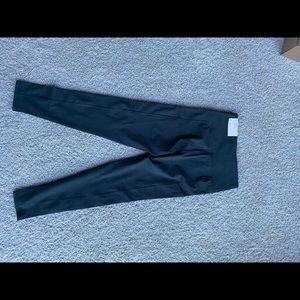 American Eagle NWT The Everything Pocket Legging sz medium